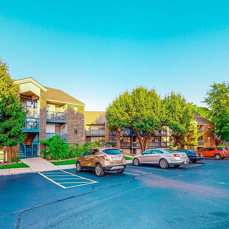 Lofty Retreat & Paradise Pointe Бренсон Екстер'єр фото