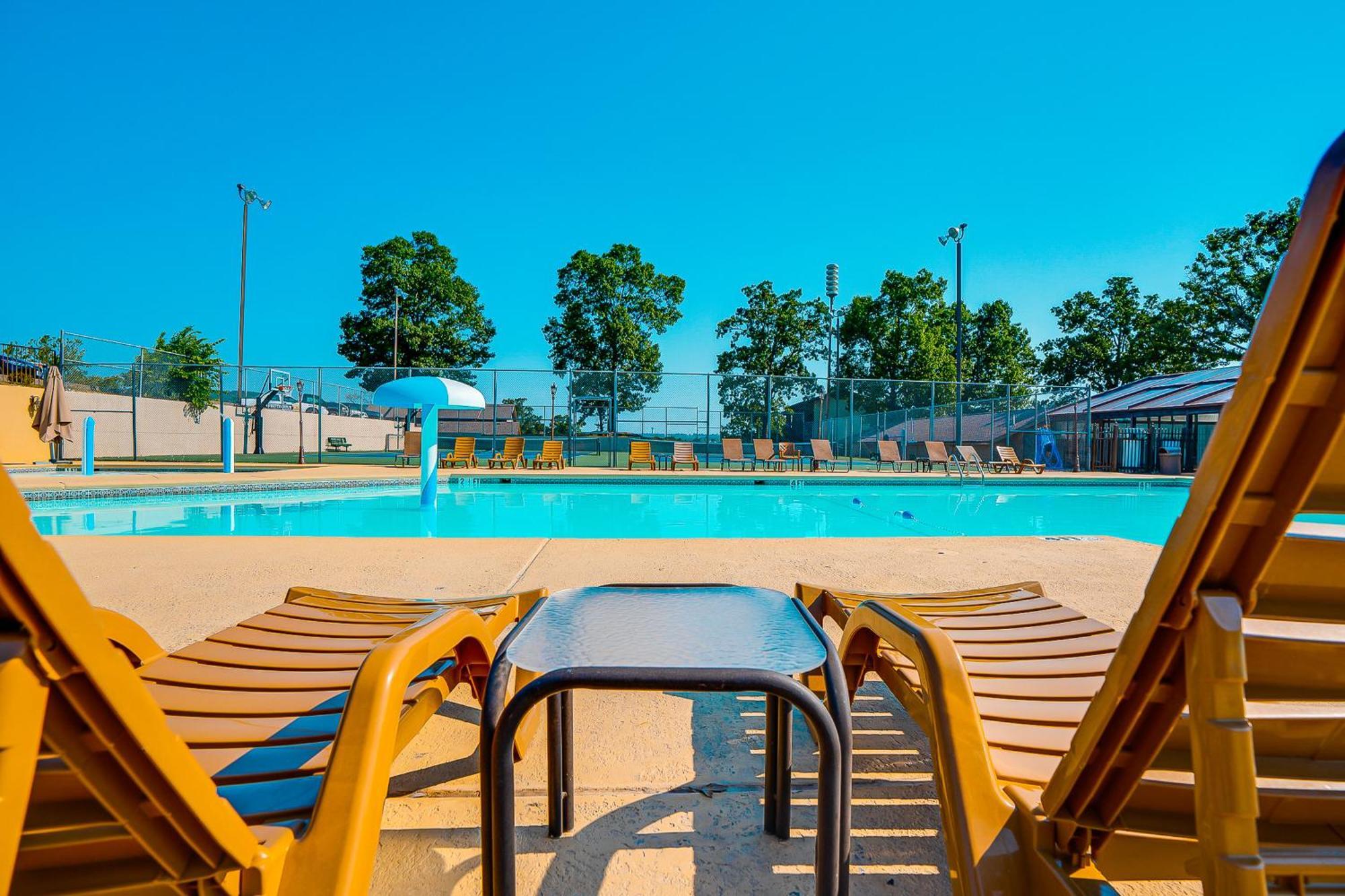 Lofty Retreat & Paradise Pointe Бренсон Номер фото